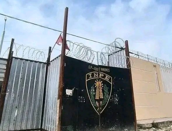 FAMILIARES DE INTERNOS DENUNCIAN AGRESIONES EN EL PENAL DE IQUITOS