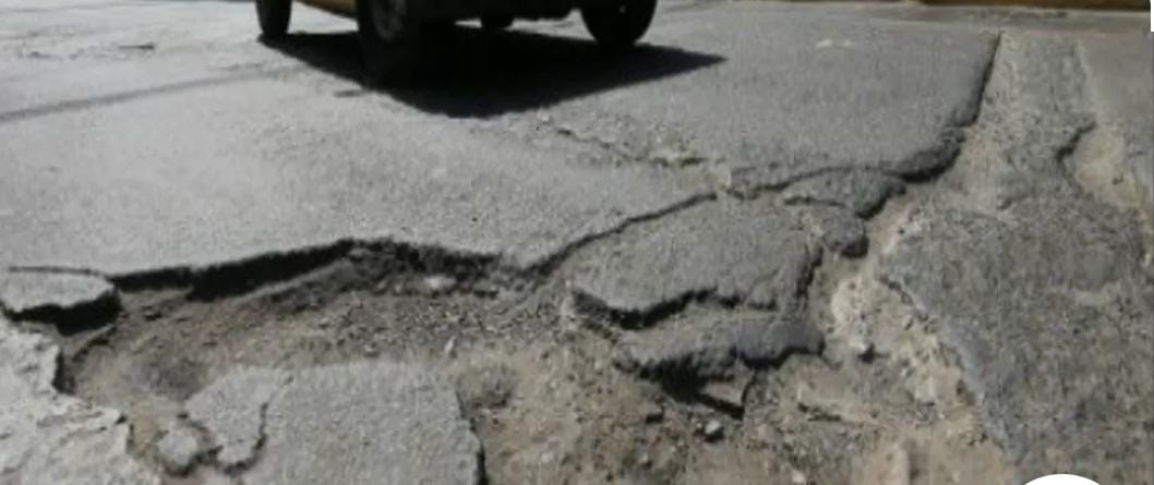 Lluvias deterioran pista y generan riesgo en la vía a Santo Tomás